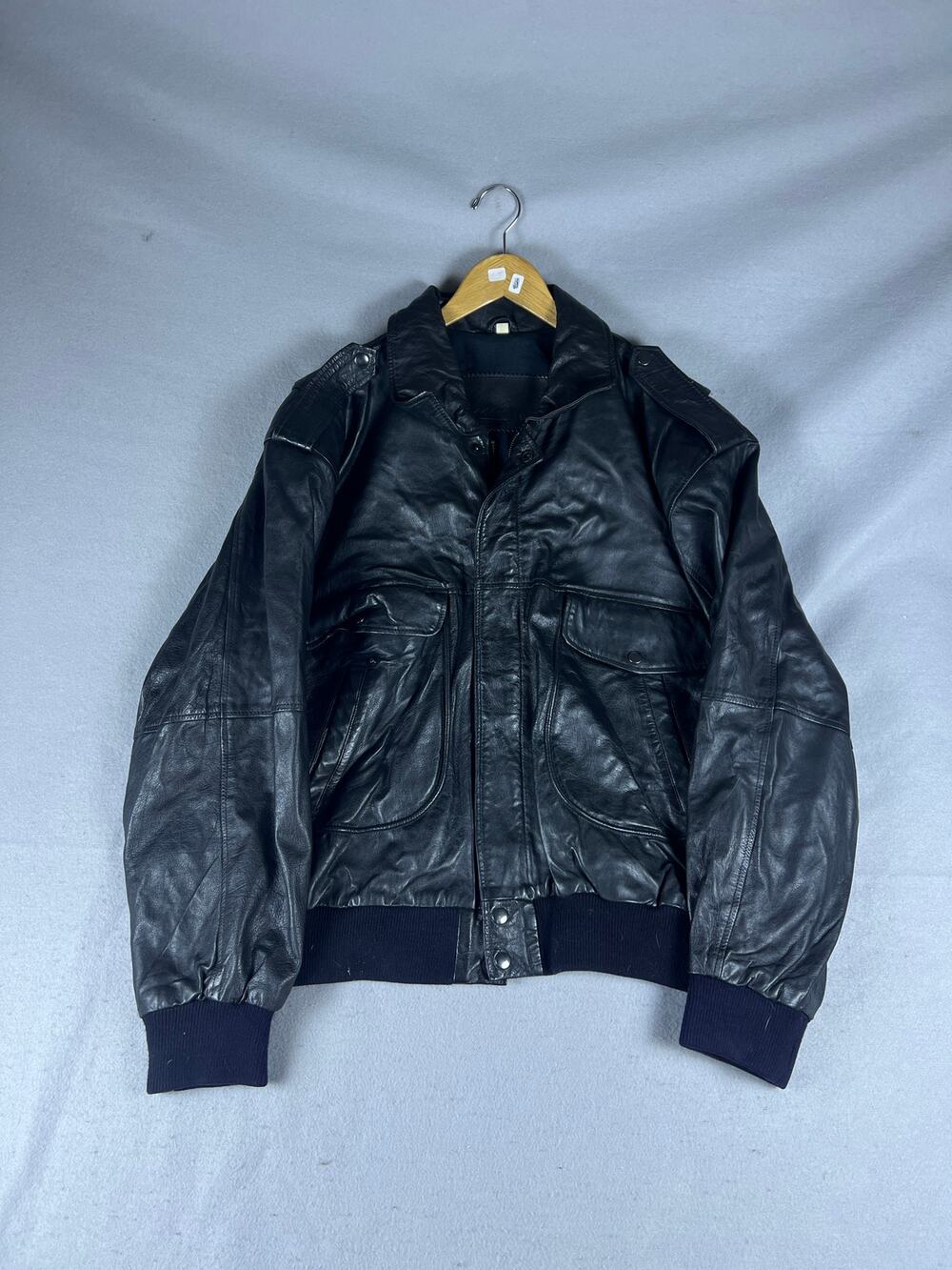 Vintage Astor Flight Bomber Jacket Mens L Black Leather Zip Up Rib Hem Classic